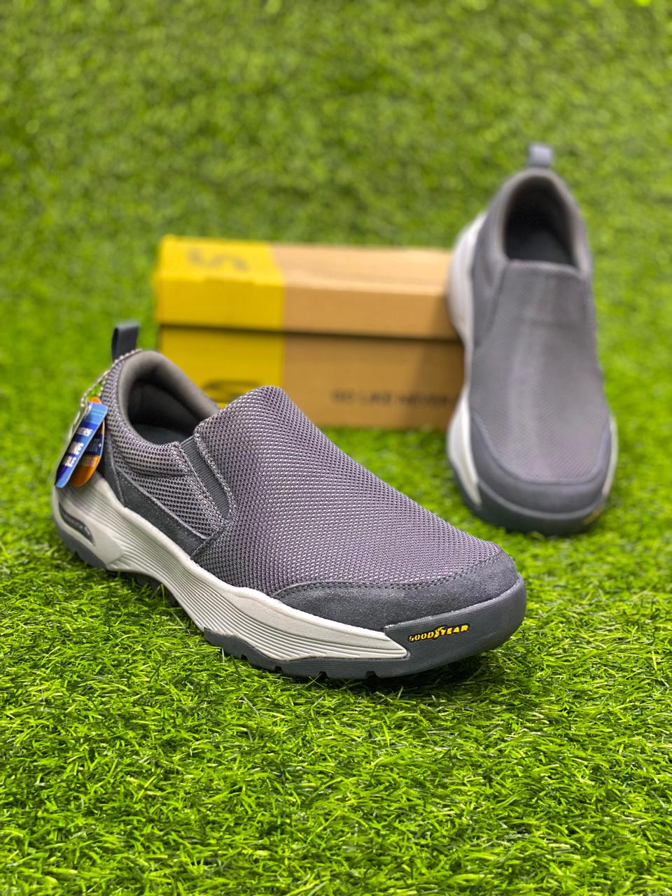 Skechers Slip-ins Grey - Duad (ض)