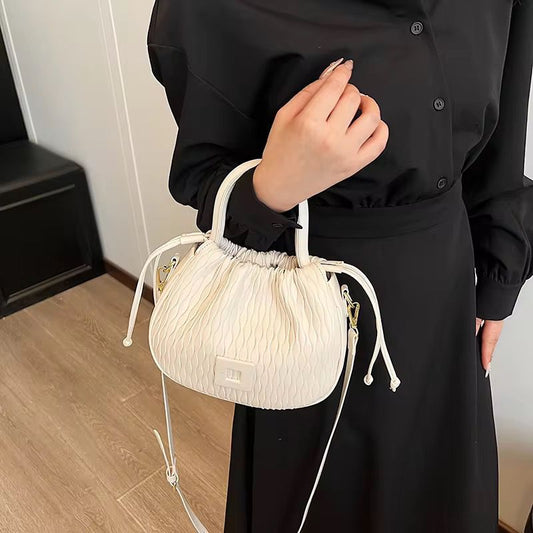 New Exquisite Crossbody Bag for Women Retro Pleated Ladies Shoulder Bag Female Tote Bag Casual PU Leather Drawstring  Bucket Bag