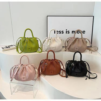 New Exquisite Crossbody Bag for Women Retro Pleated Ladies Shoulder Bag Female Tote Bag Casual PU Leather Drawstring  Bucket Bag