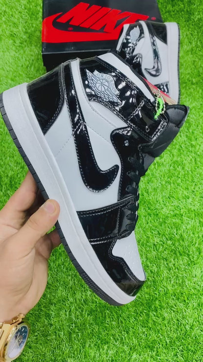 Nike Air Jordan 1 Mid Black Shiny